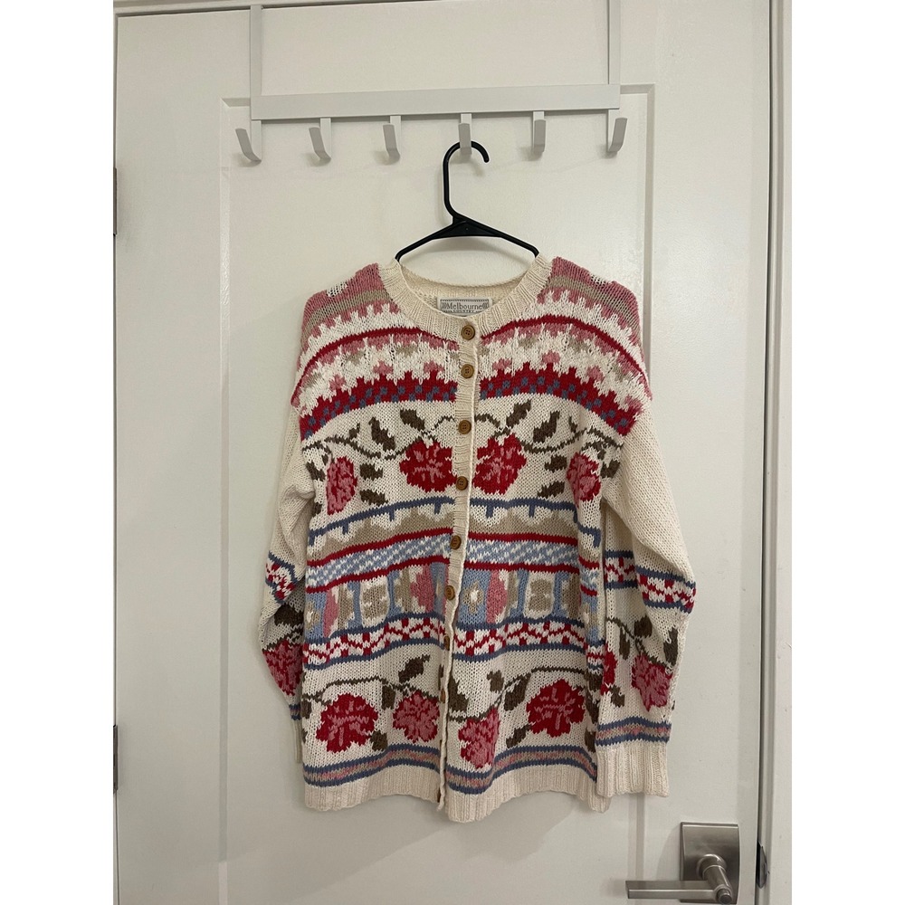 Vintage Cottagecore GrandmaCore Cardigan Floral White‎ Pink Red Knit